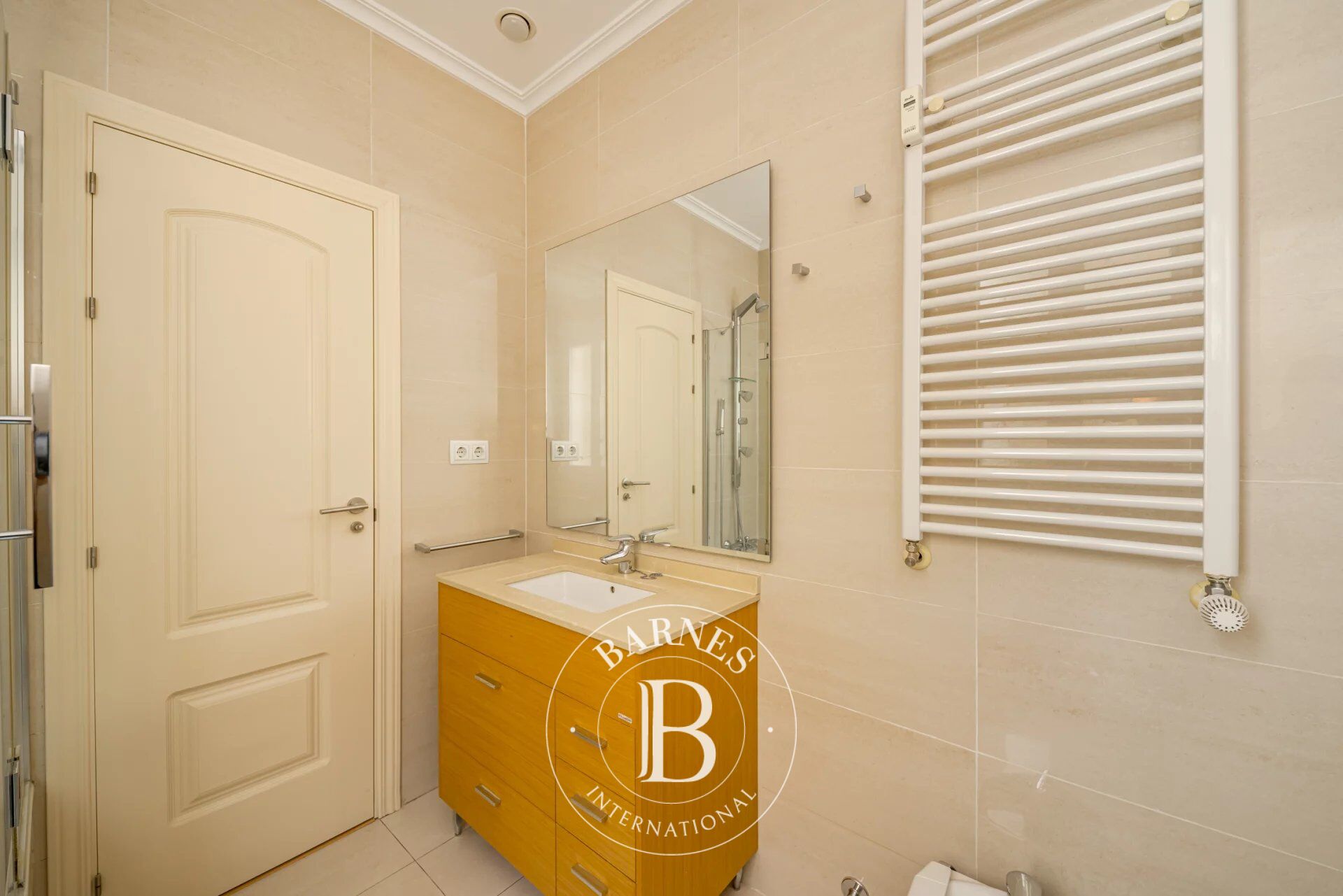 Daire Madrid - picture 17