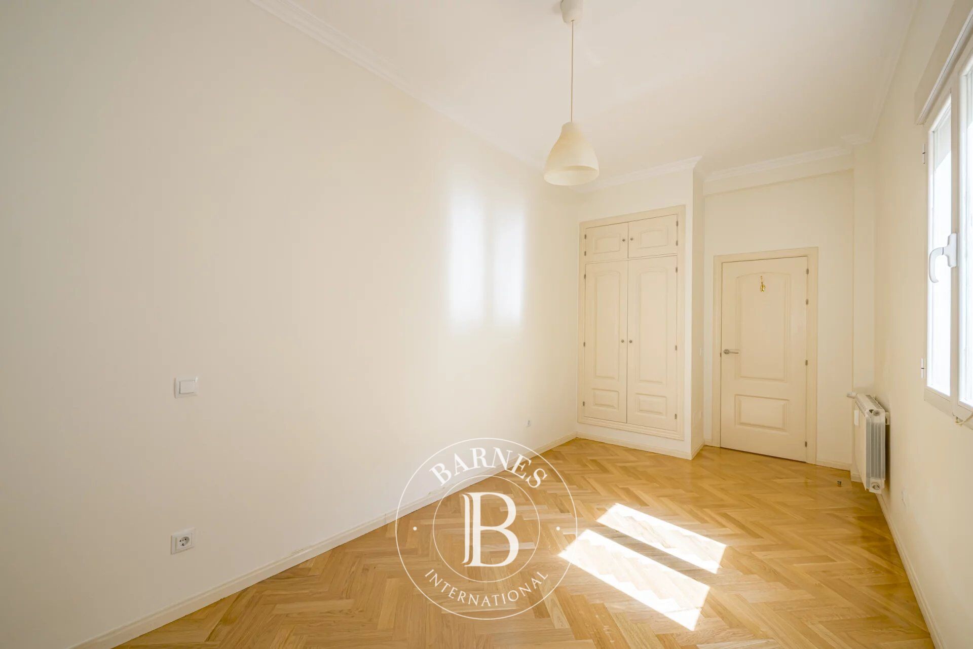 Daire Madrid - picture 13