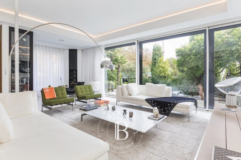 Venta, Casa Toulouse - picture 1