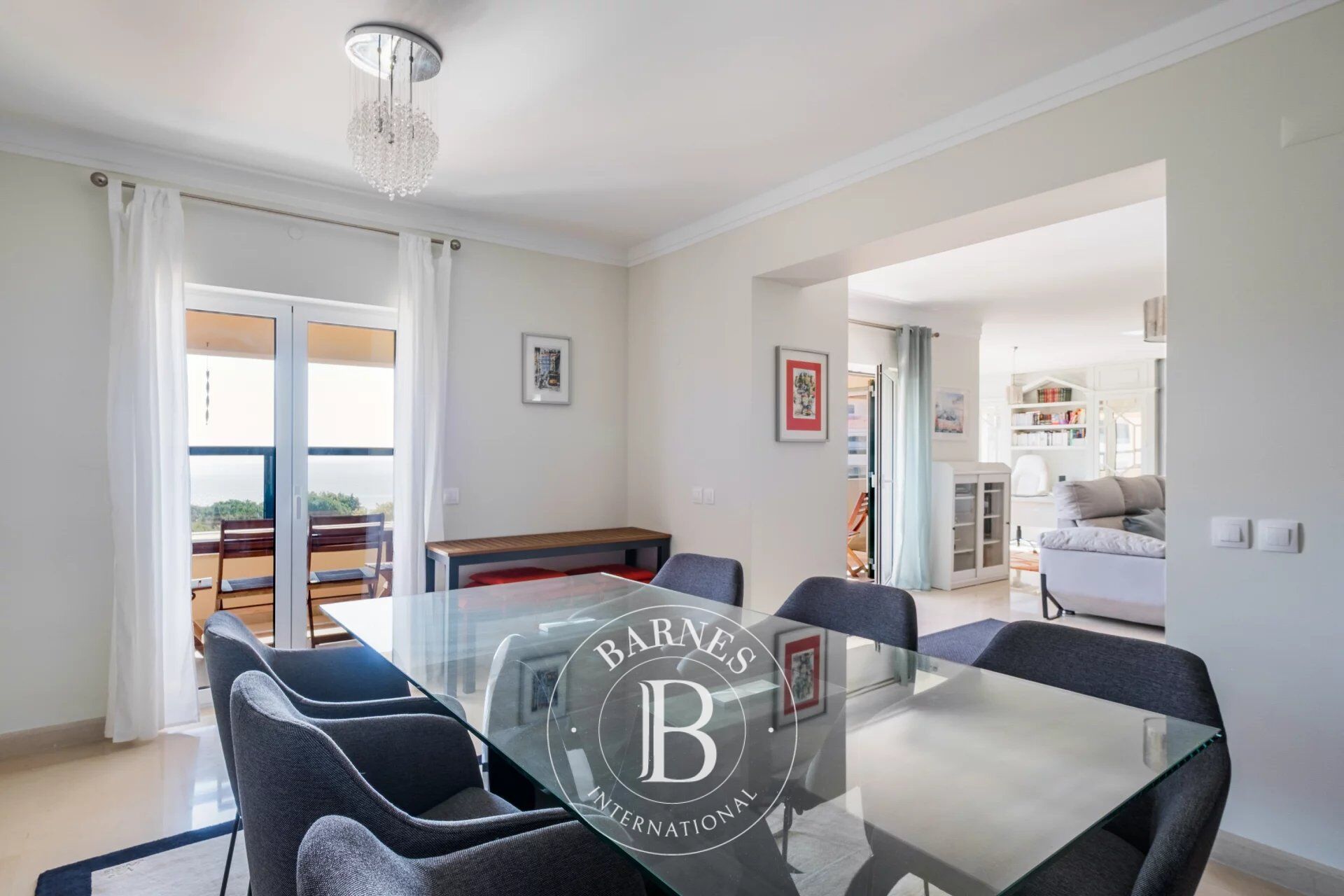 Terrasse et vue sur la mer - picture 3