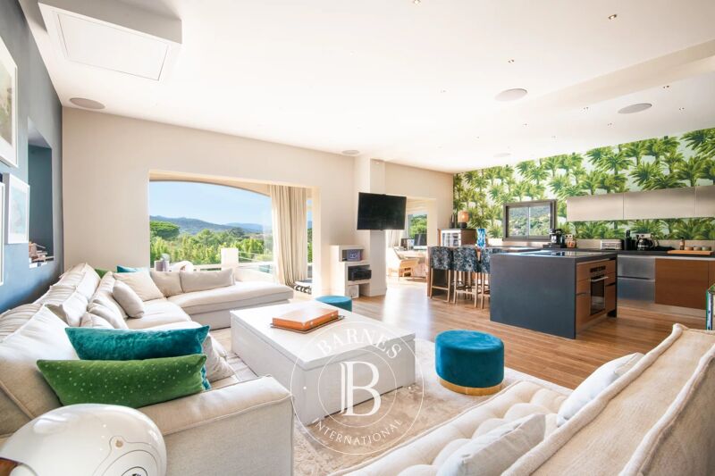 SAINTE-MAXIME - VILLA - SCHWIMMBAD - 5 SCHLAFZIMMER - JACUZZI