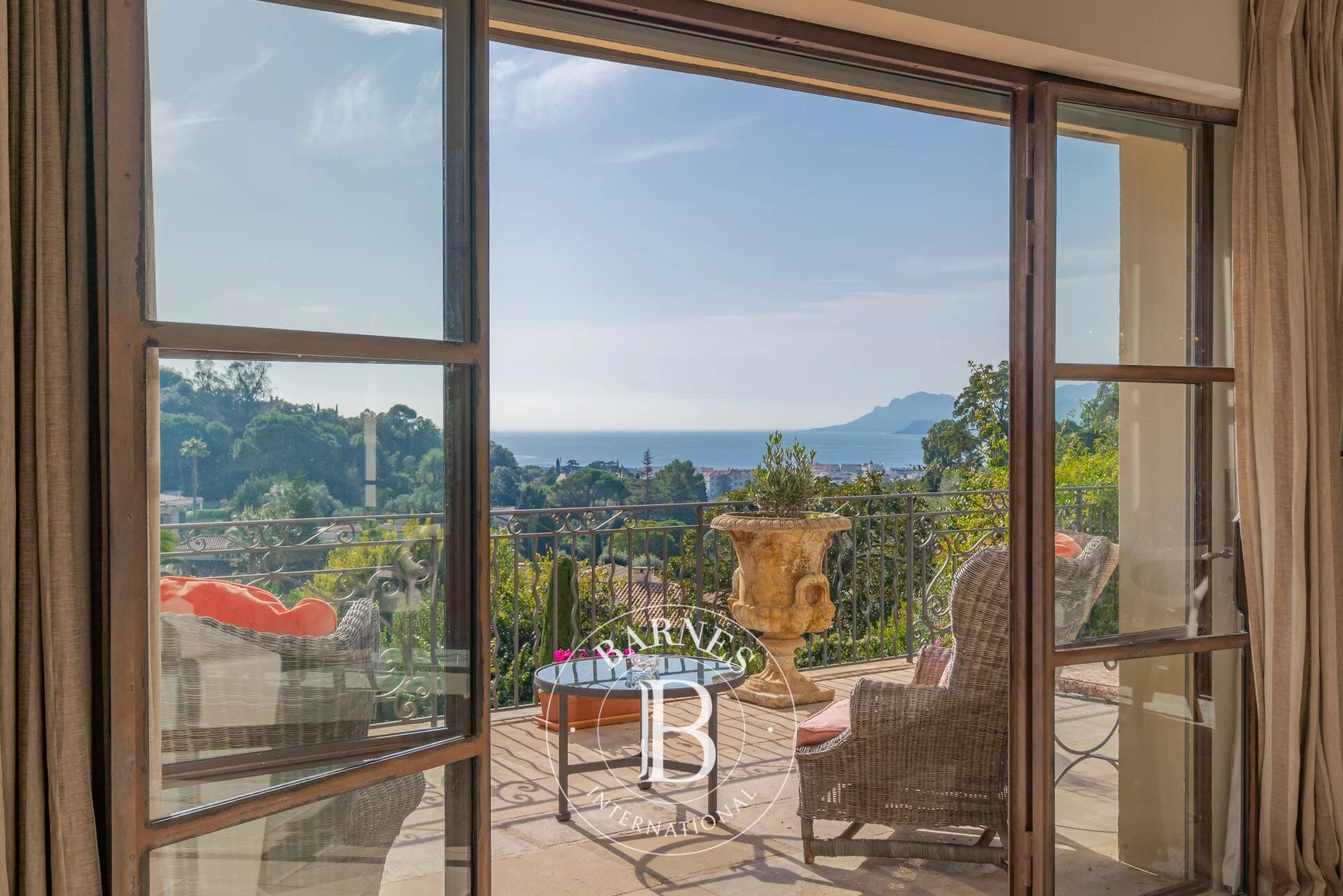 Villa Cannes - picture 13