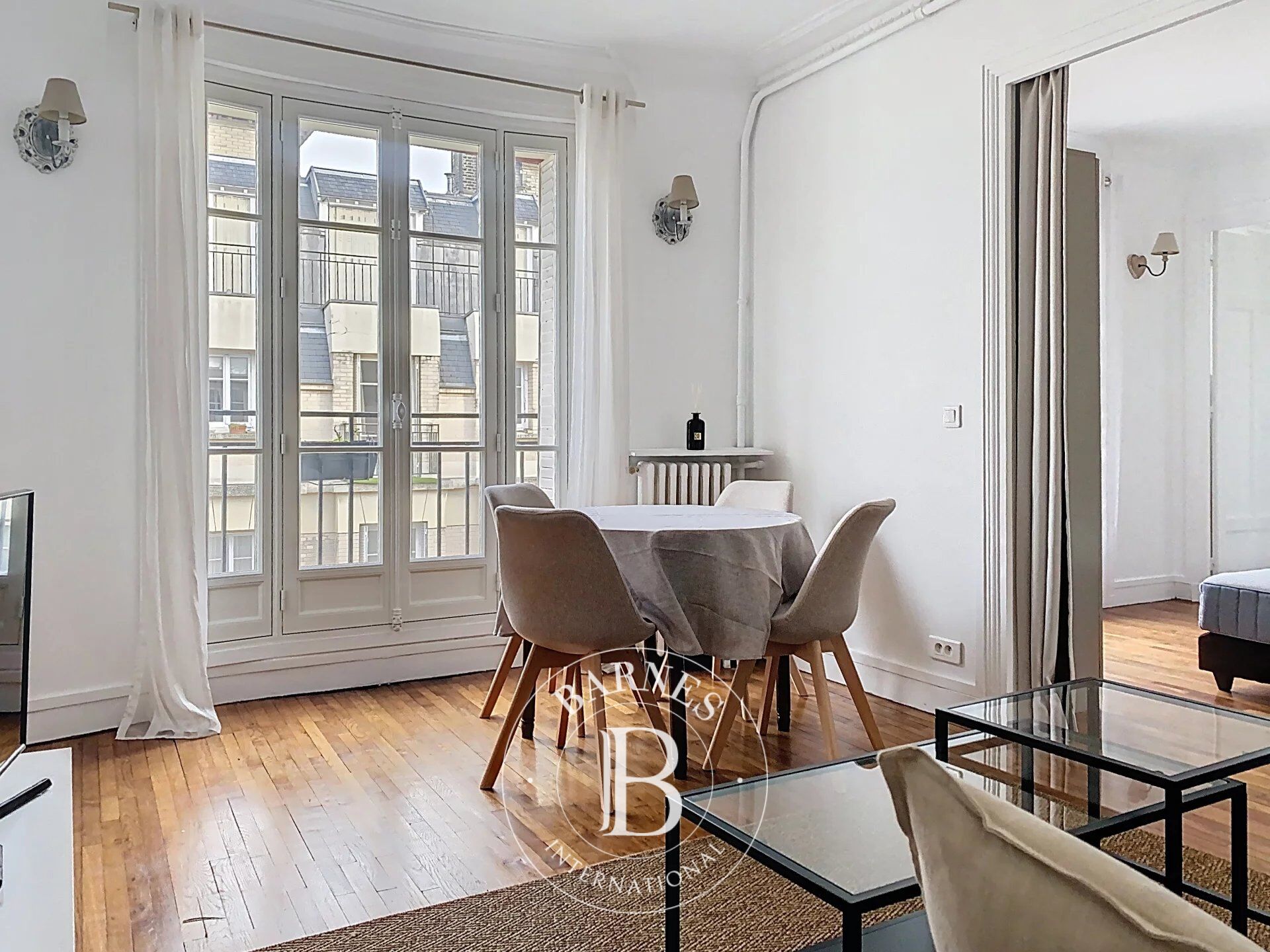 Le service location de la Maison BARNES vous propose ce bien : - picture 1