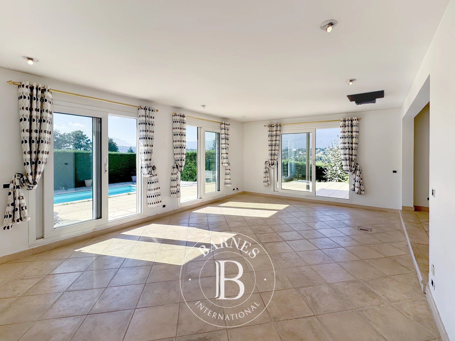 BARNES AIX-LES-BAINS - QUARTIER MARLIOZ - picture 2