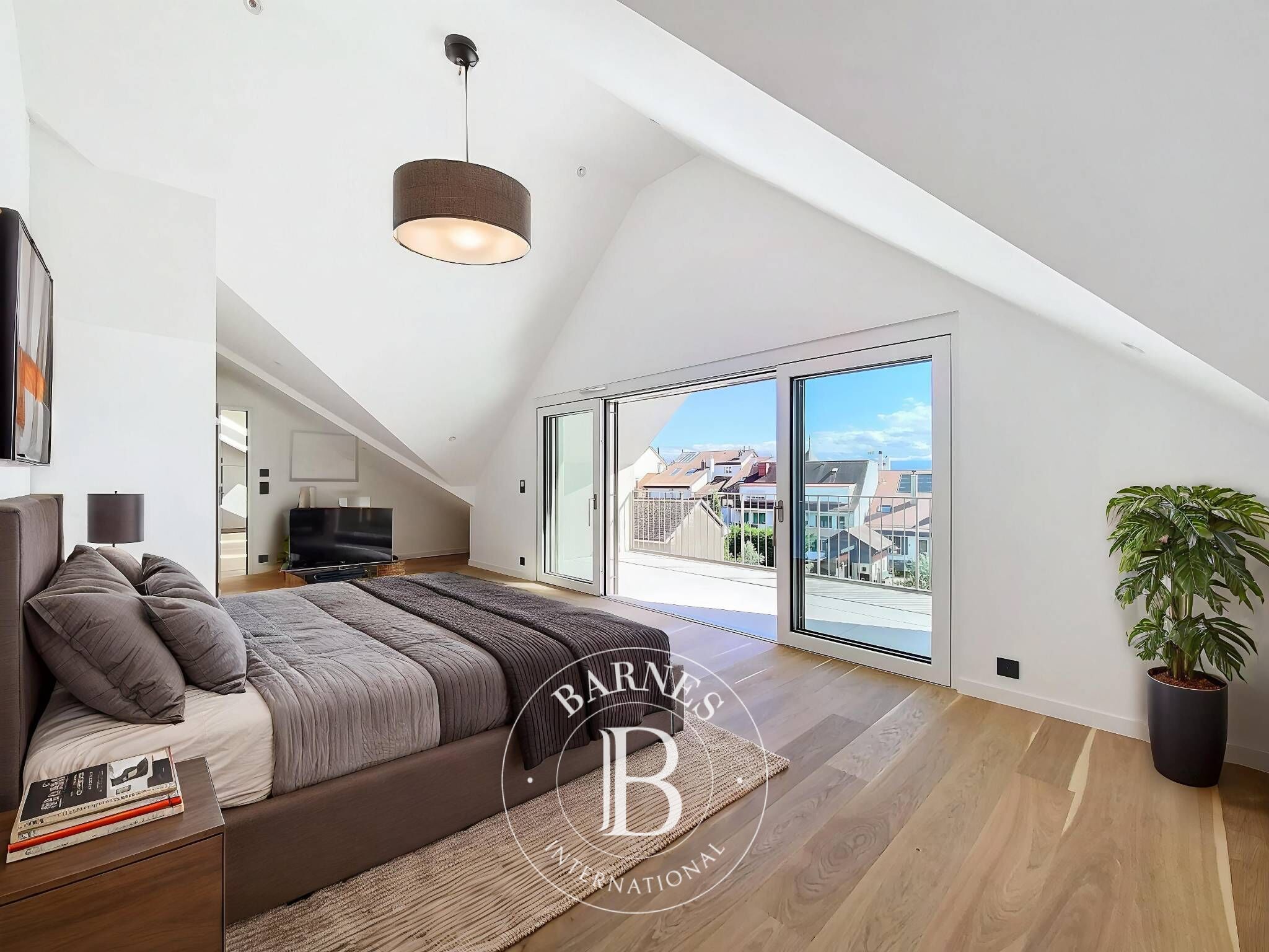 For Sale, Penthouse Rolle - picture 3