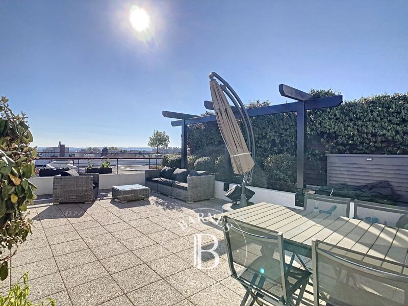 For Sale, Apartment Suresnes - picture 3