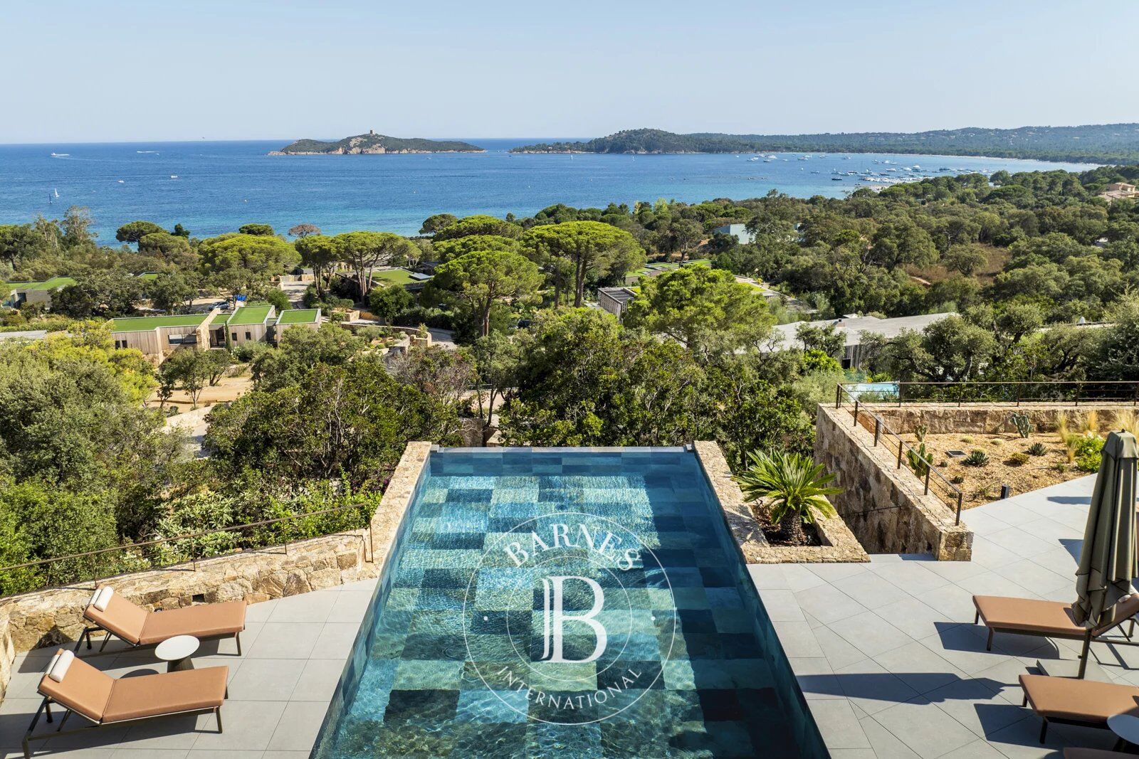 Sainte-Lucie de Porto-Vecchio, Caramontinu, Villa vue mer panoramique, 6 chambres, piscine, proche plage - picture 2