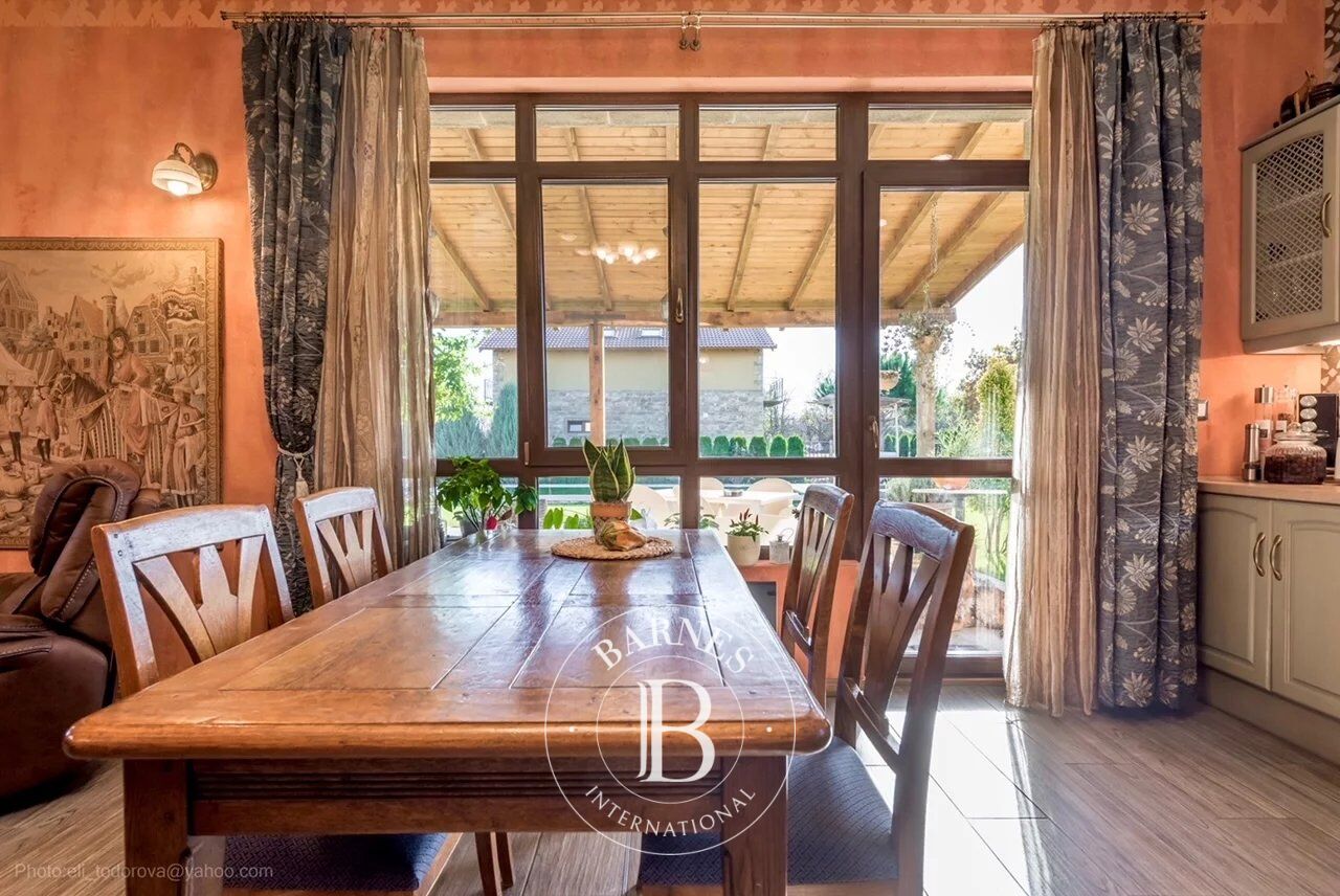 Ev Priseltsi - picture 8