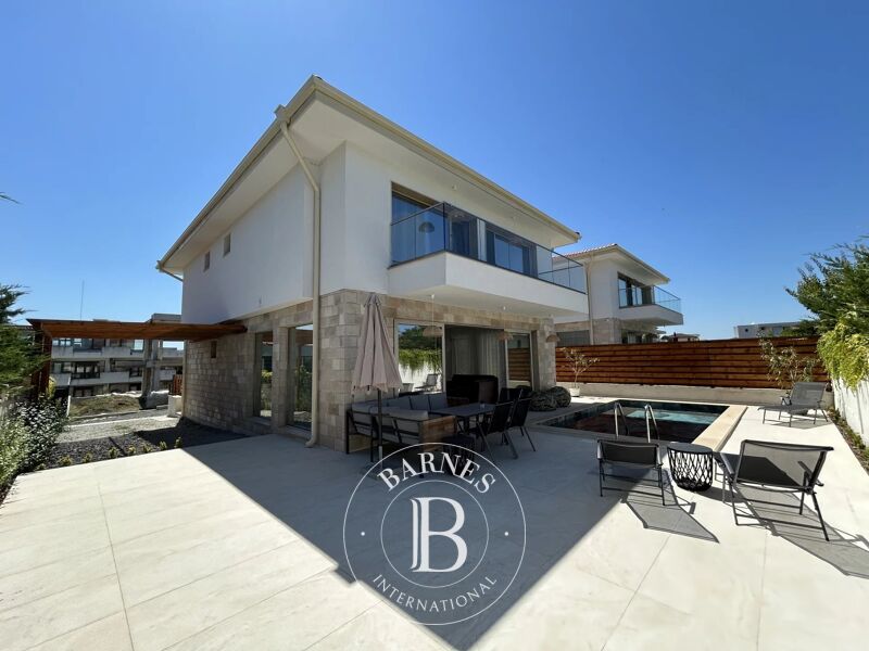 Venta, Casa Lozenets - picture 1