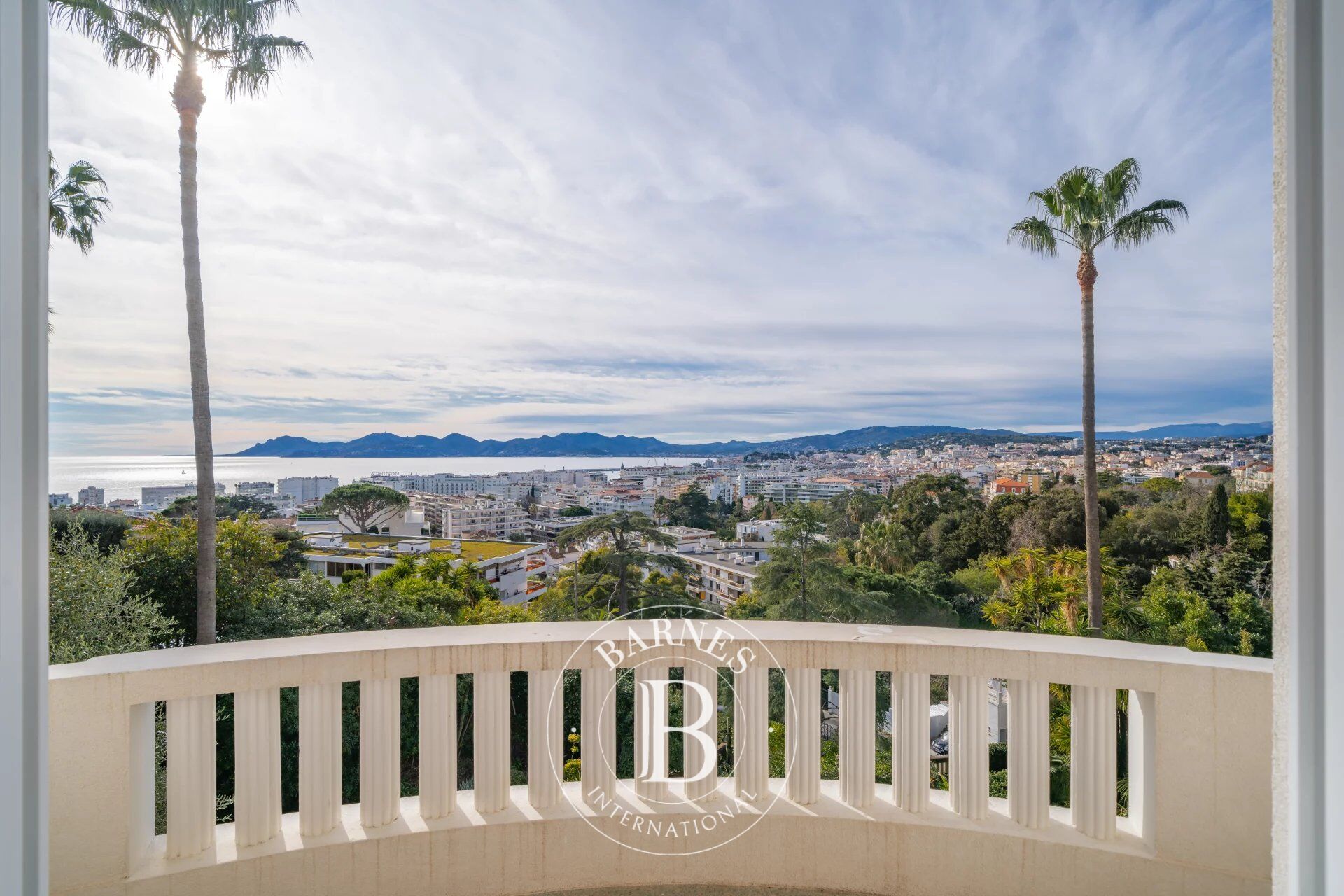 Villa Cannes - picture 2