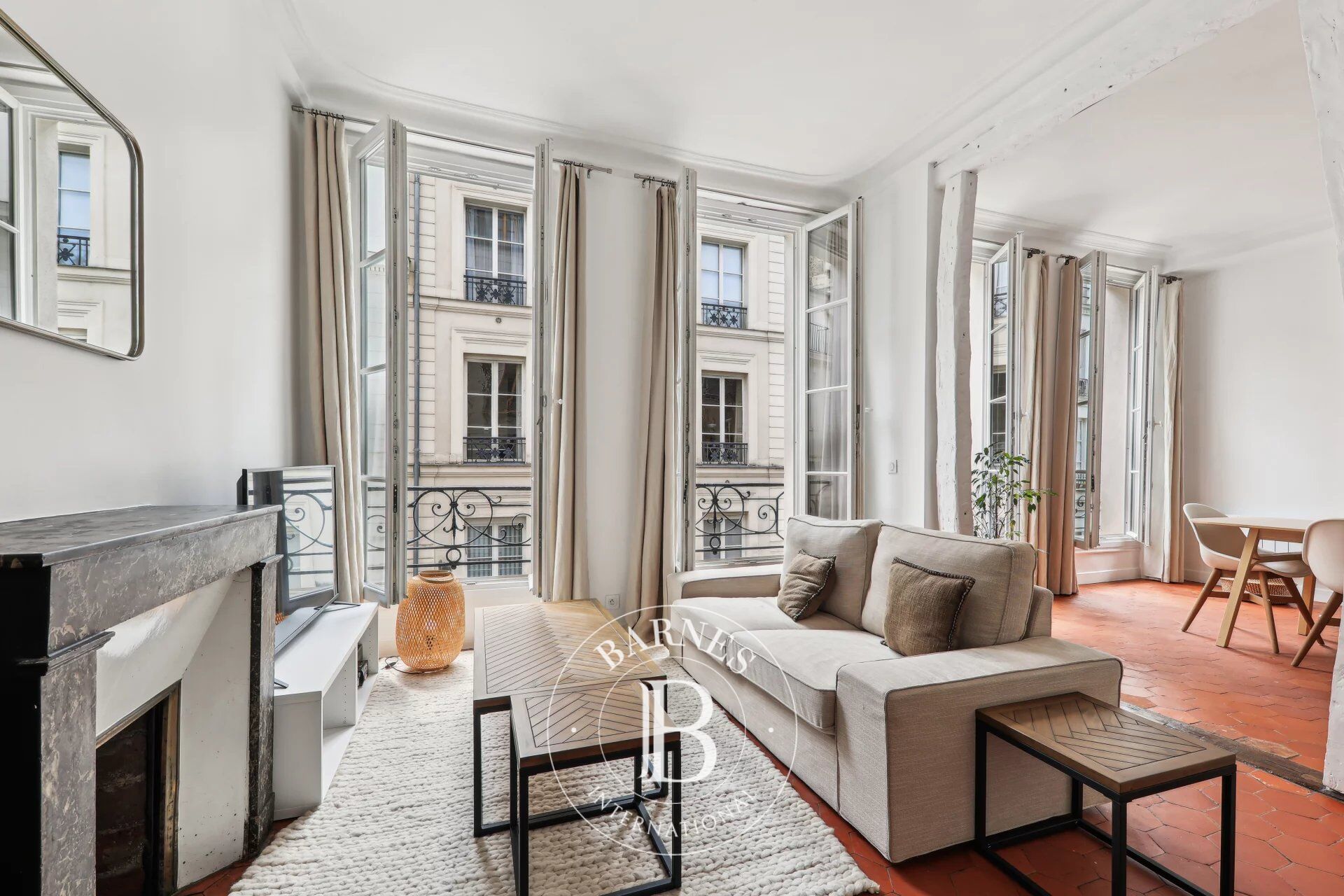 Paris 7 - Carré des Antiquaires - St Thomas d'Aquin - picture 2