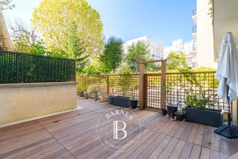 For Sale, Apartment Neuilly-sur-Seine - picture 1