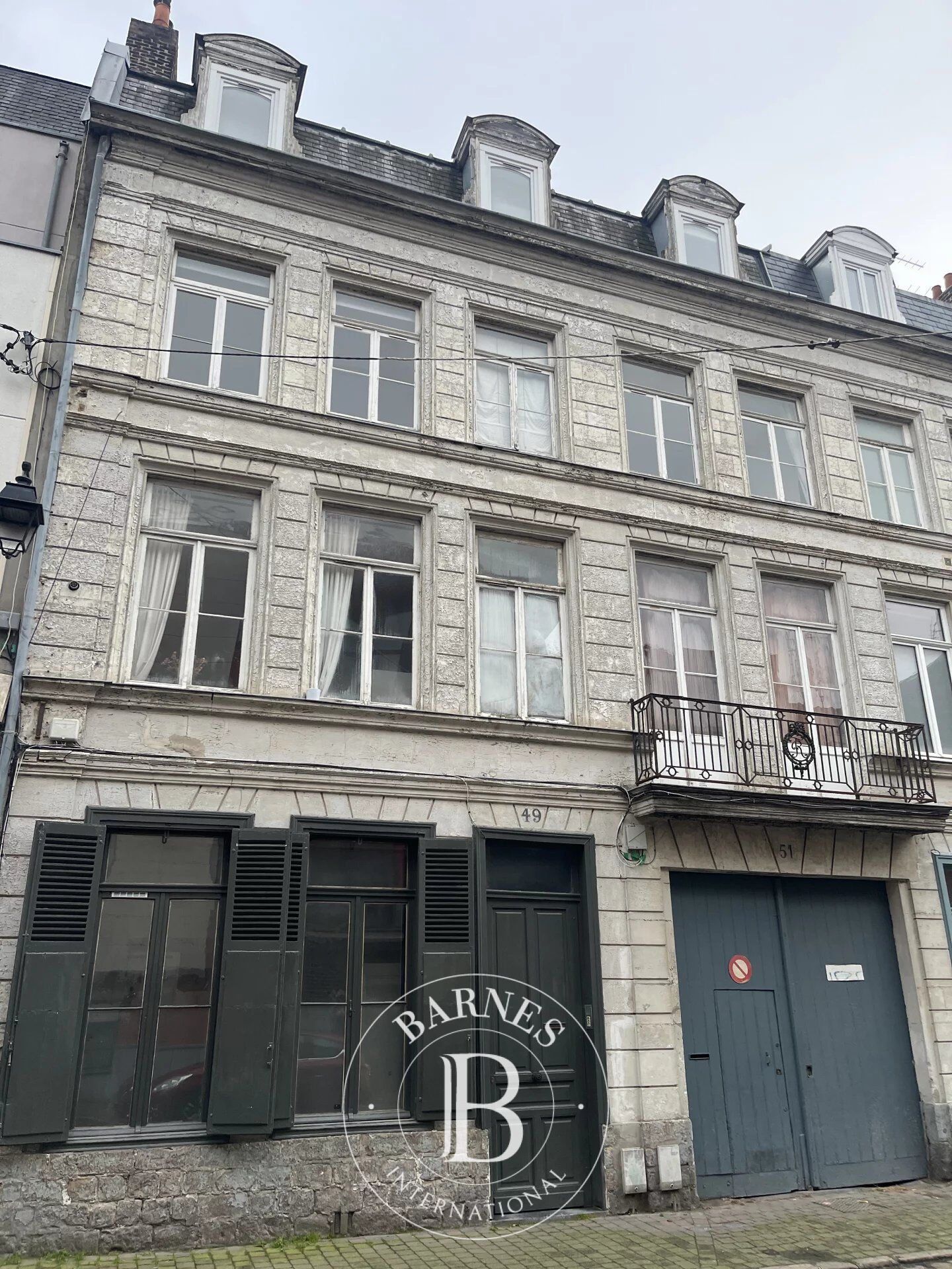 Lille Old Town, 4 apartments  in a 19th Century master house - picture 1