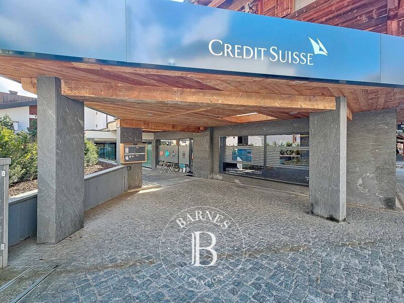 Local Commercial -  Centre de la station -  750 M2 