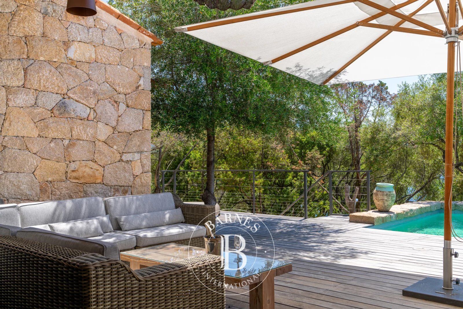 Olmeto, Villa 2 chambres, pied dans l'eau, piscine, vue mer, - picture 1