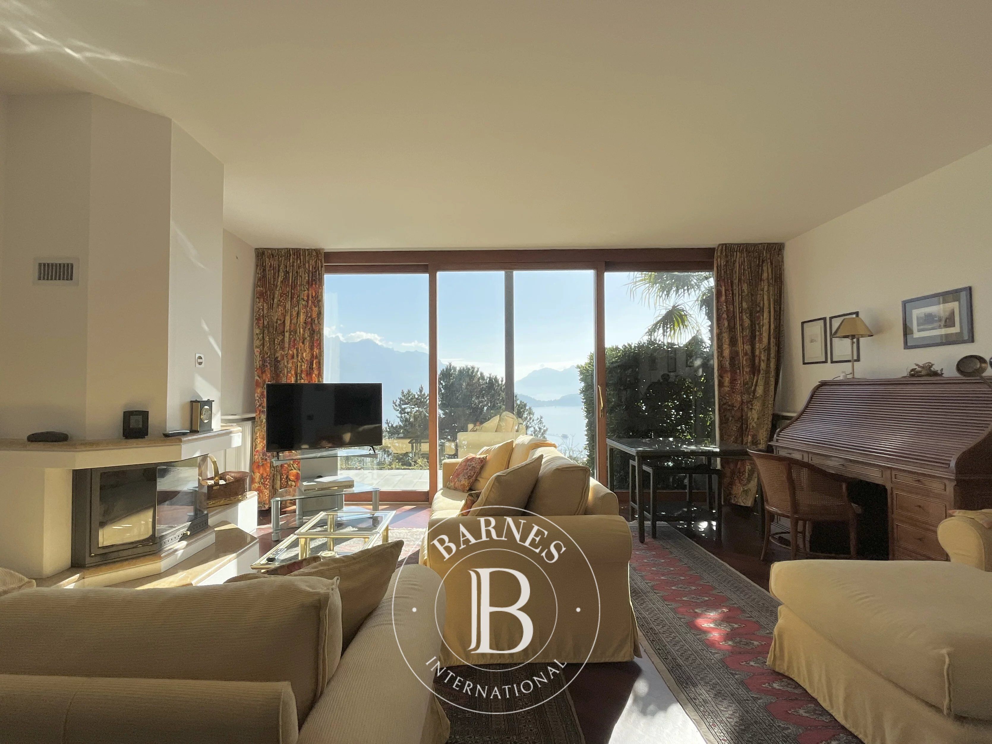 Villa Menaggio - picture 1