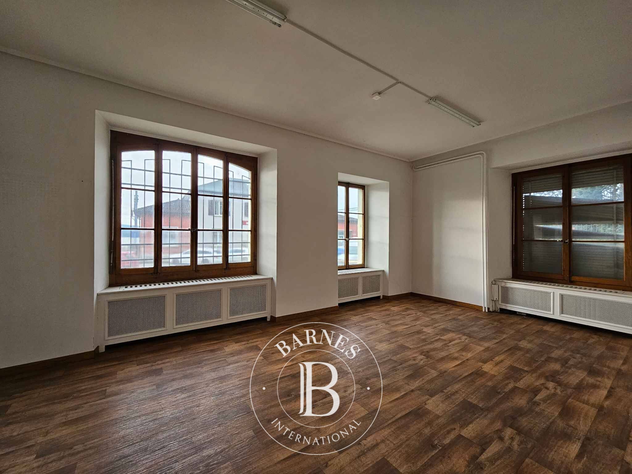 For Sale, Building Grandson - picture 6