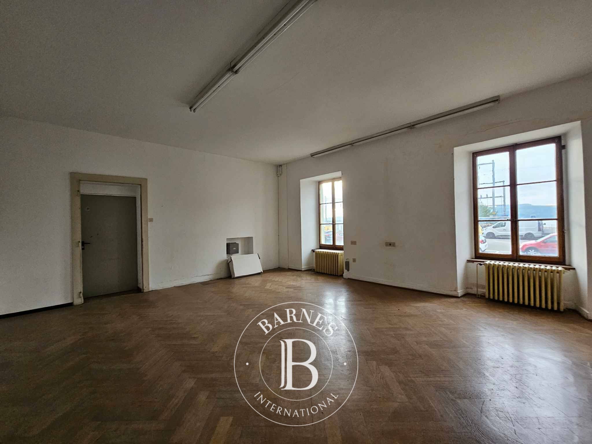 For Sale, Building Grandson - picture 8