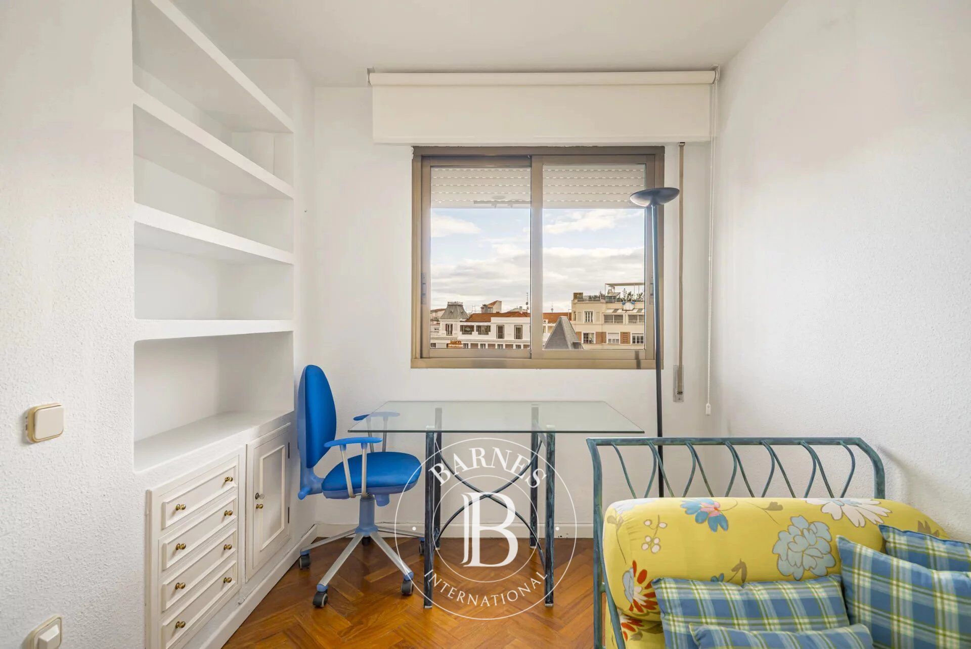 Daire Madrid - picture 11