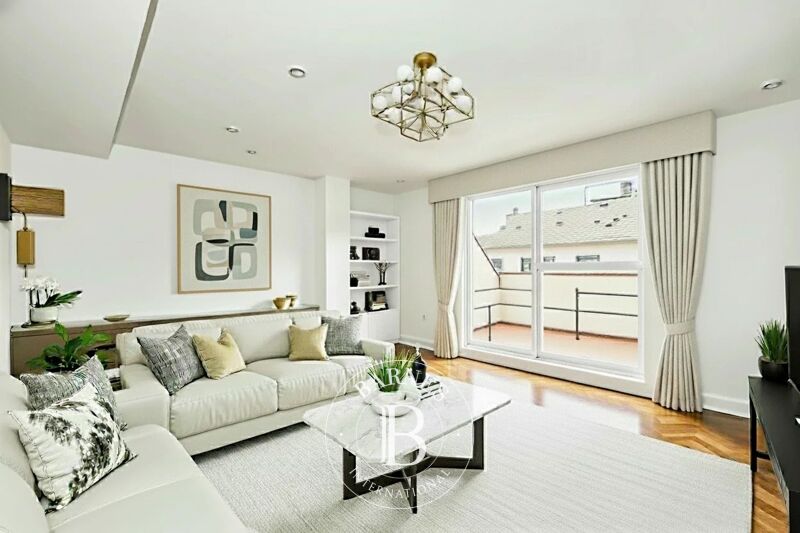 Madrid – Chamberí – Exklusive, unmöblierte Penthouse-Wohnung