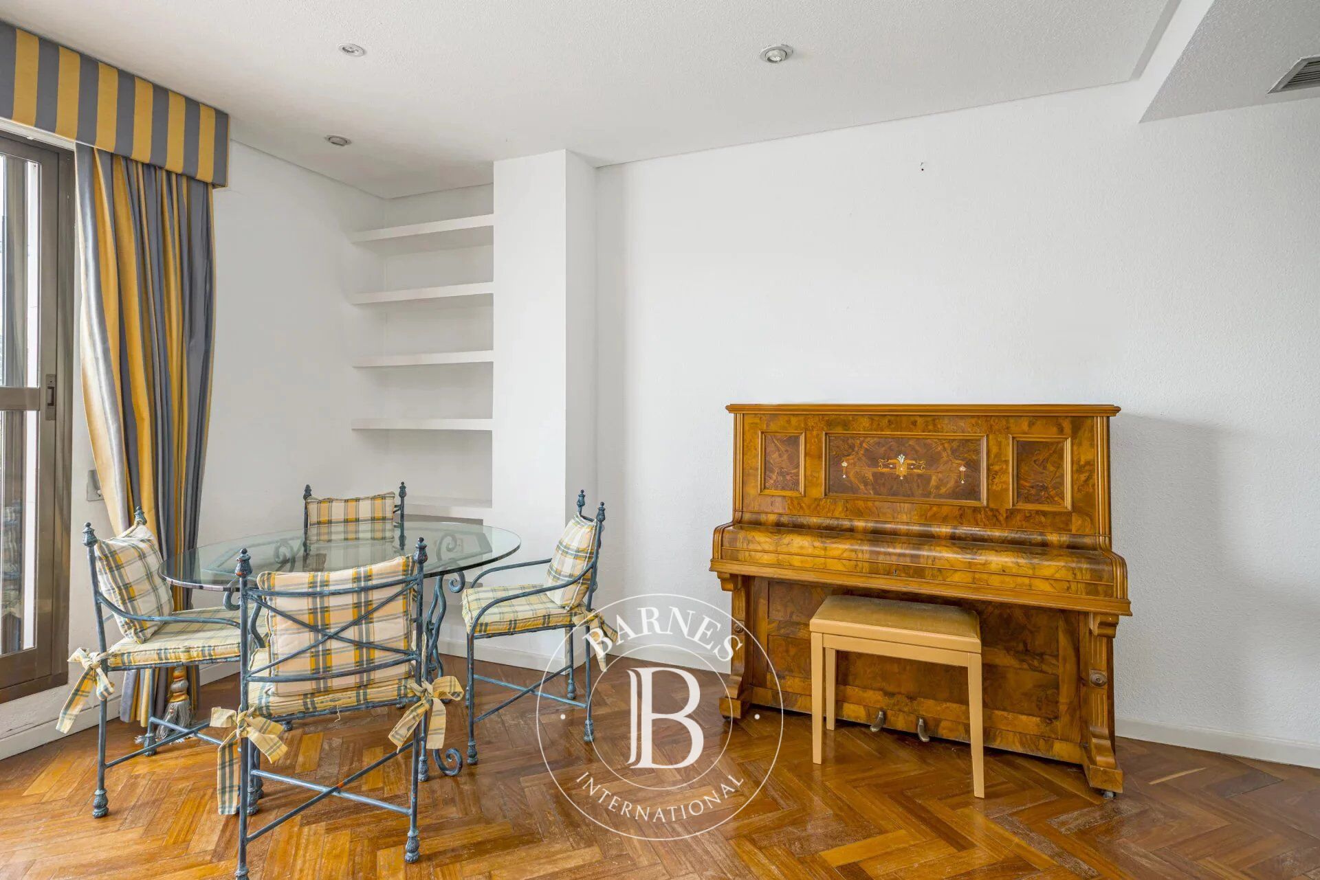 Daire Madrid - picture 19