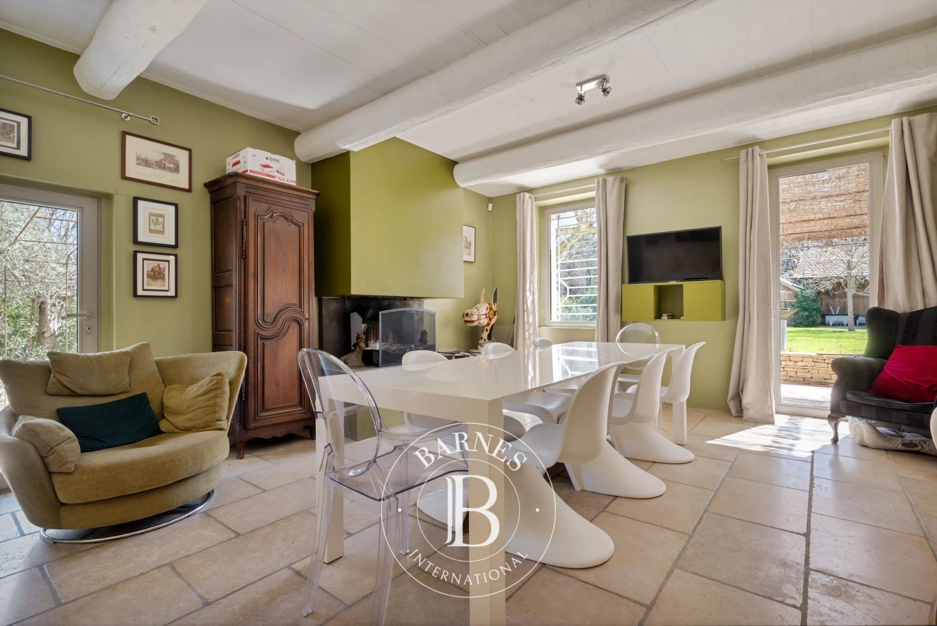 AIX EN PROVENCE - 18TH CENTURY ESTATE 6,996 SQ FT - 14 BEDROOMS – SWIMMING POOL – 3.09 ACRE PARK - picture 3