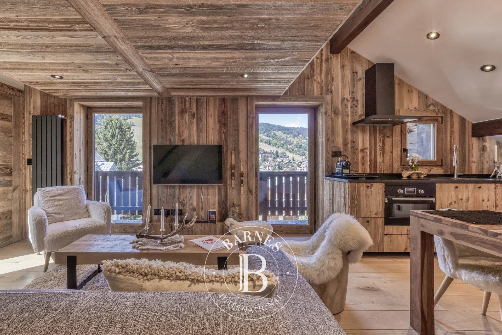 MEGEVE- Charmant Duplex Rénové au Cœur du Village - picture 2