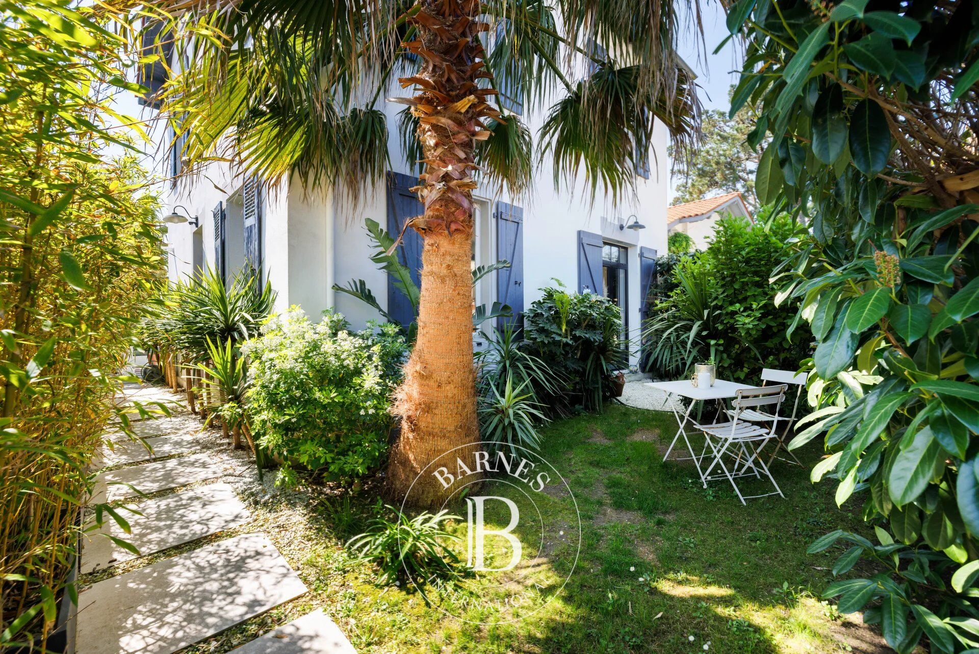 ANGLET LIMITE BIARRITZ - GOLF DU PHARE, CHARMANTE MAISON DE 160 M² + DEPENDANCE - picture 3