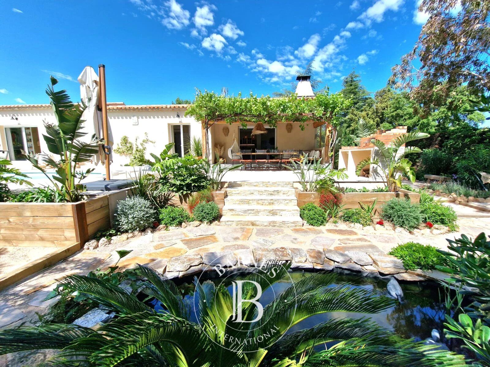 Villa Grimaud - picture 1