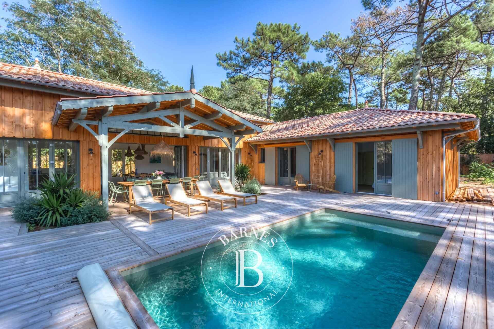 VILLA «LES TRUQUETS» AVEC PISCINE, SITUÉE À PETIT-PIQUEY - CAPACITÉ 10 PERSONNES - picture 1