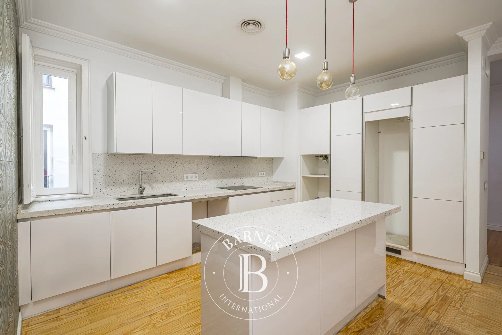 Daire Madrid - picture 12