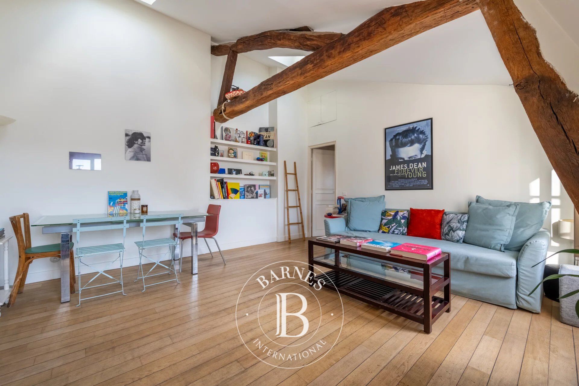 Apartment for sale - Paris 3 - Rambuteau - 2 bedrooms - lift - top floor - unobstructed view - complete peace and quiet - picture 3