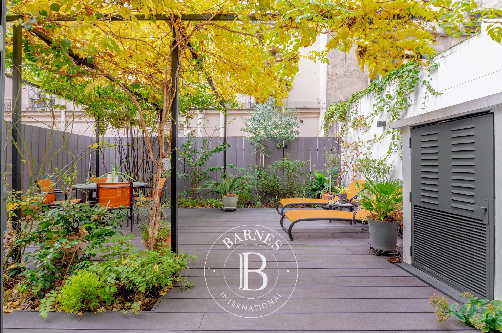 Sole agent - Paris 5 - Place Monge - Loft with private garden - parking space - picture 1