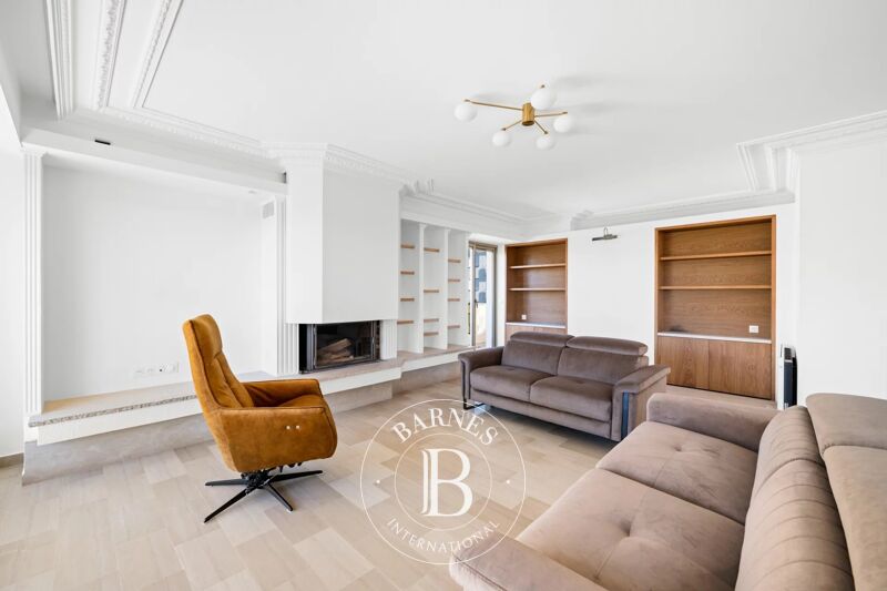 NICE – FABRON – DERNIER ÉTAGE AVEC TERRASSES ET VUE DÉGAGÉE