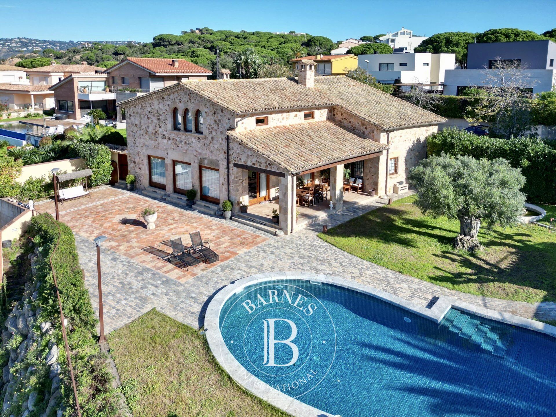 CASA RUSTICA DE LUJO CON VISTAS AL MAR - picture 1