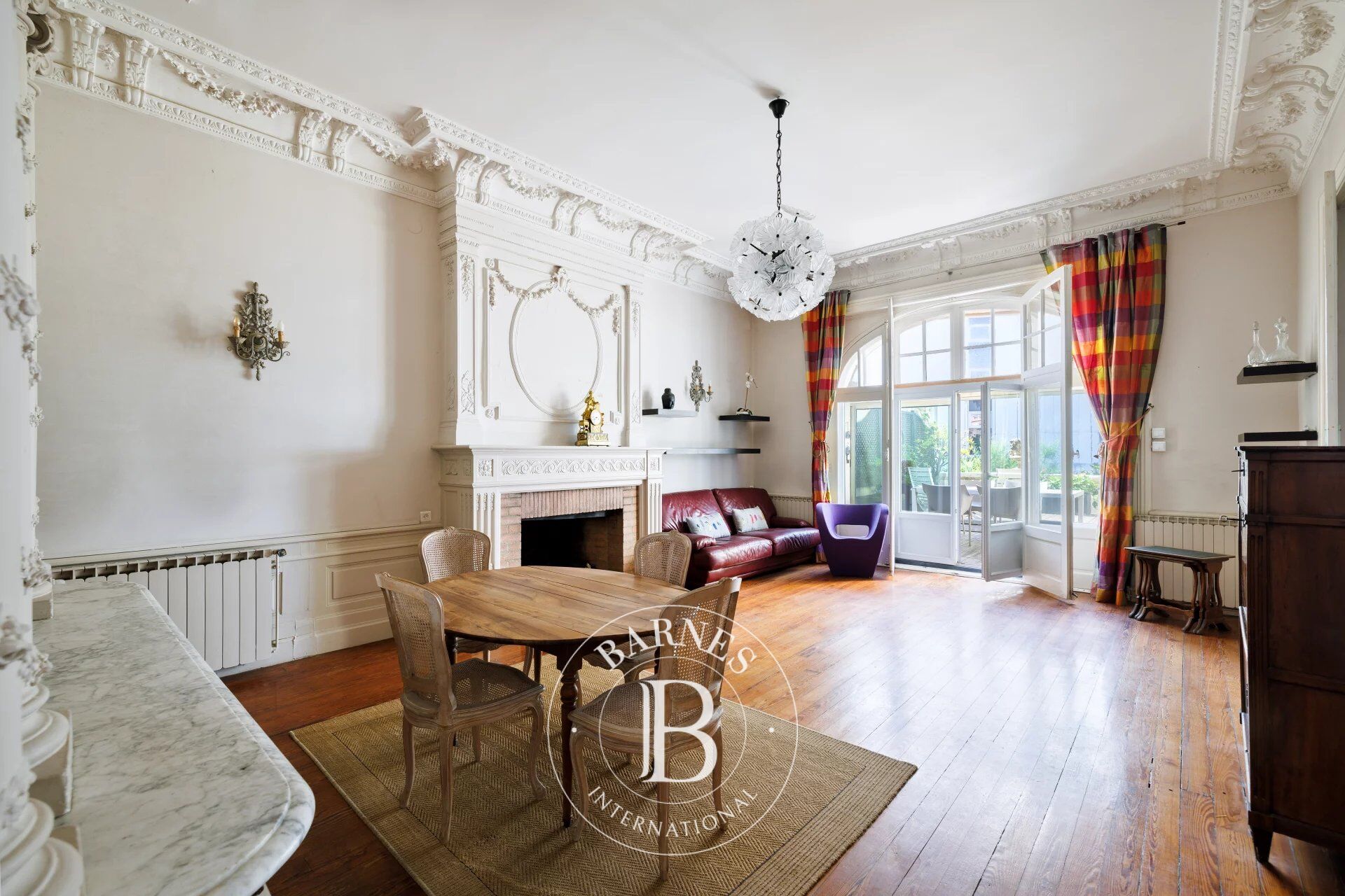 BIARRITZ, MIRAMAR, BEL APPARTEMENT DE CARACTERE AVEC TERRASSE - picture 3