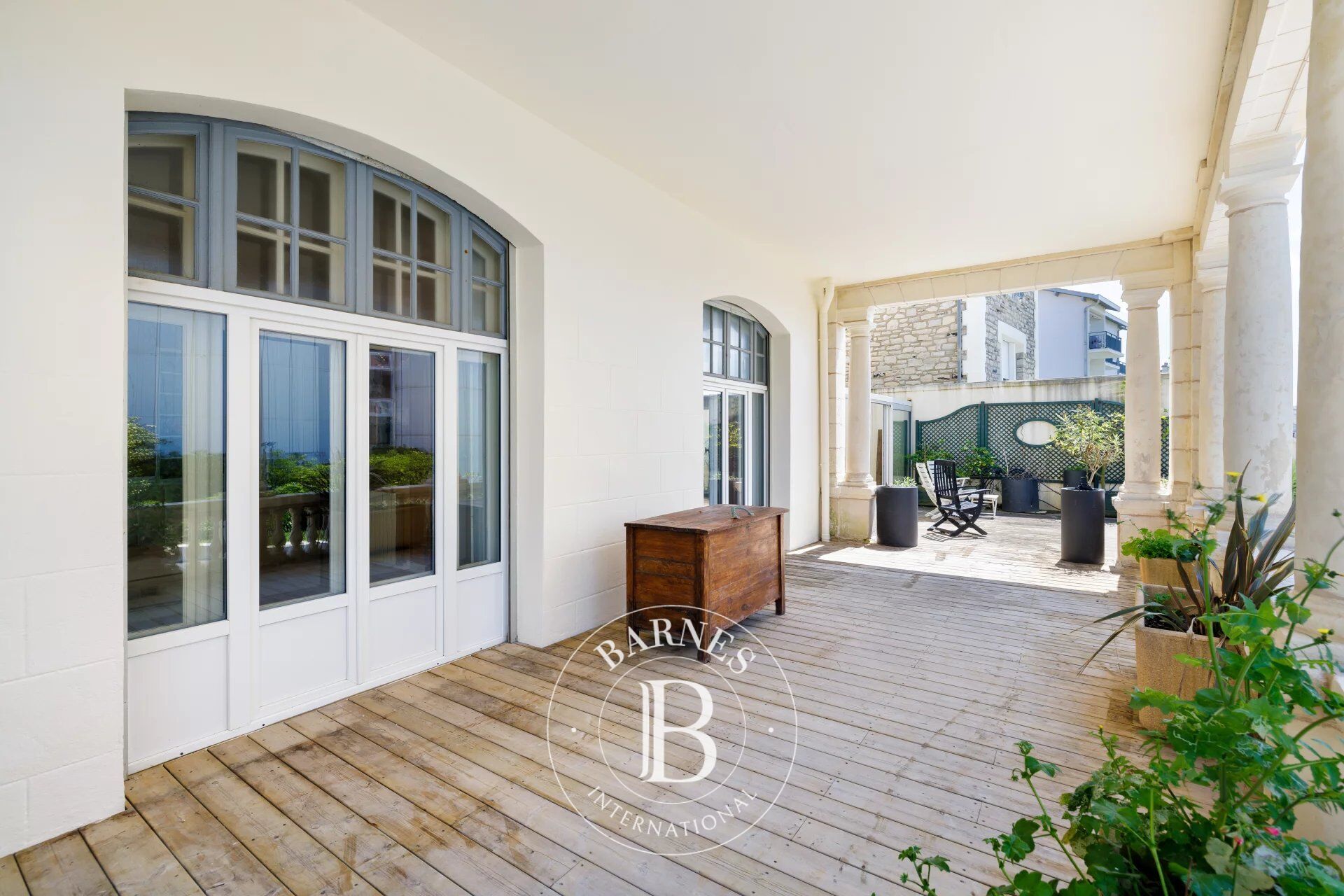 BIARRITZ, MIRAMAR, BEL APPARTEMENT DE CARACTERE AVEC TERRASSE - picture 1