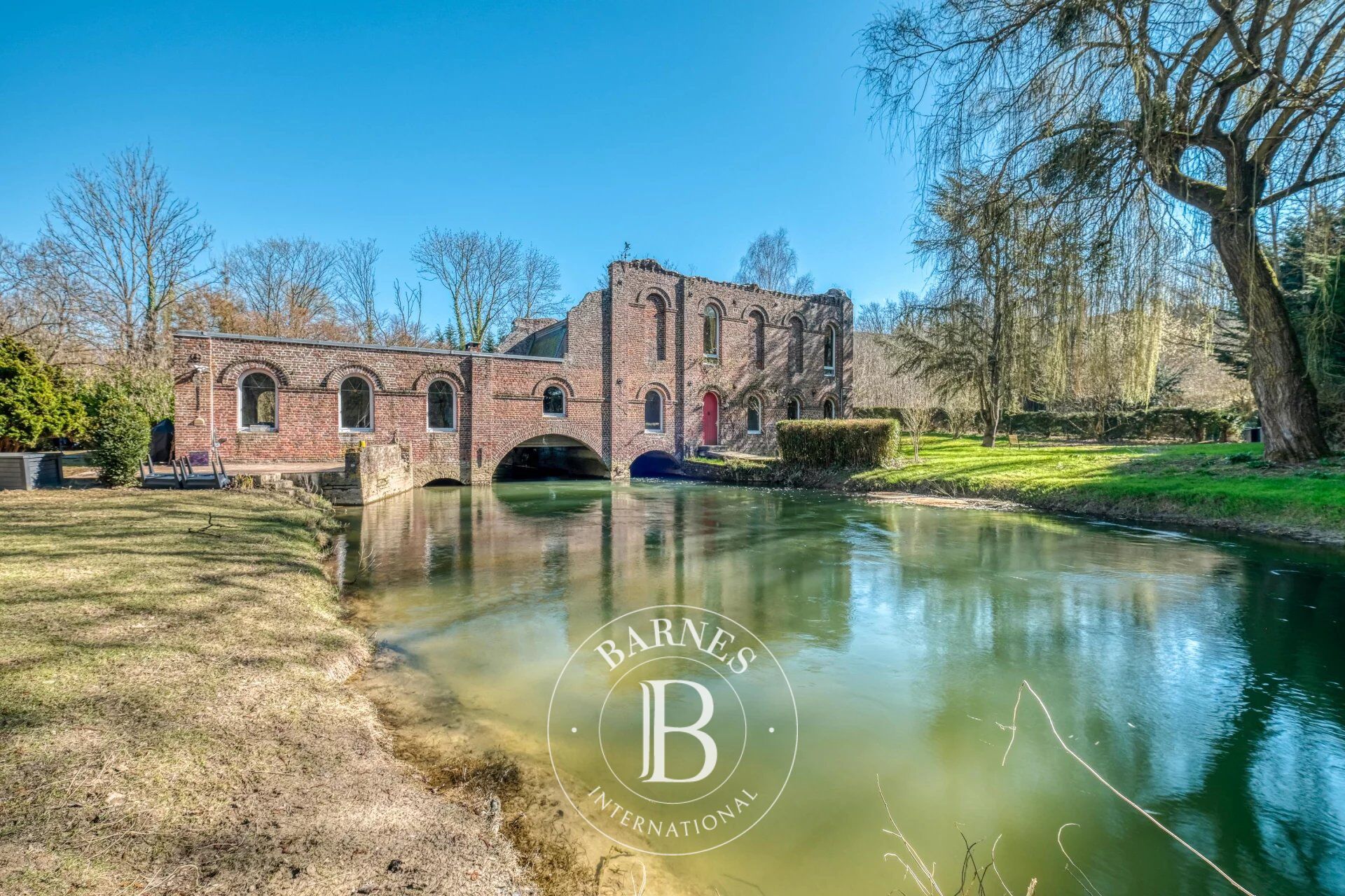 Proche Saint-Quentin (02) - Ancien moulin rénové - picture 1