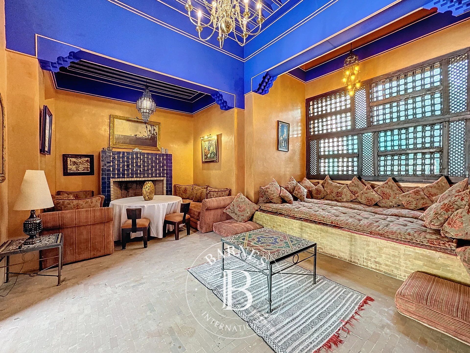 VILLA DE LUXE A VENDRE MARRAKECH – KASBAH CHIC & VUE ATLAS, PAR ÉLIE MOUYAL - picture 3