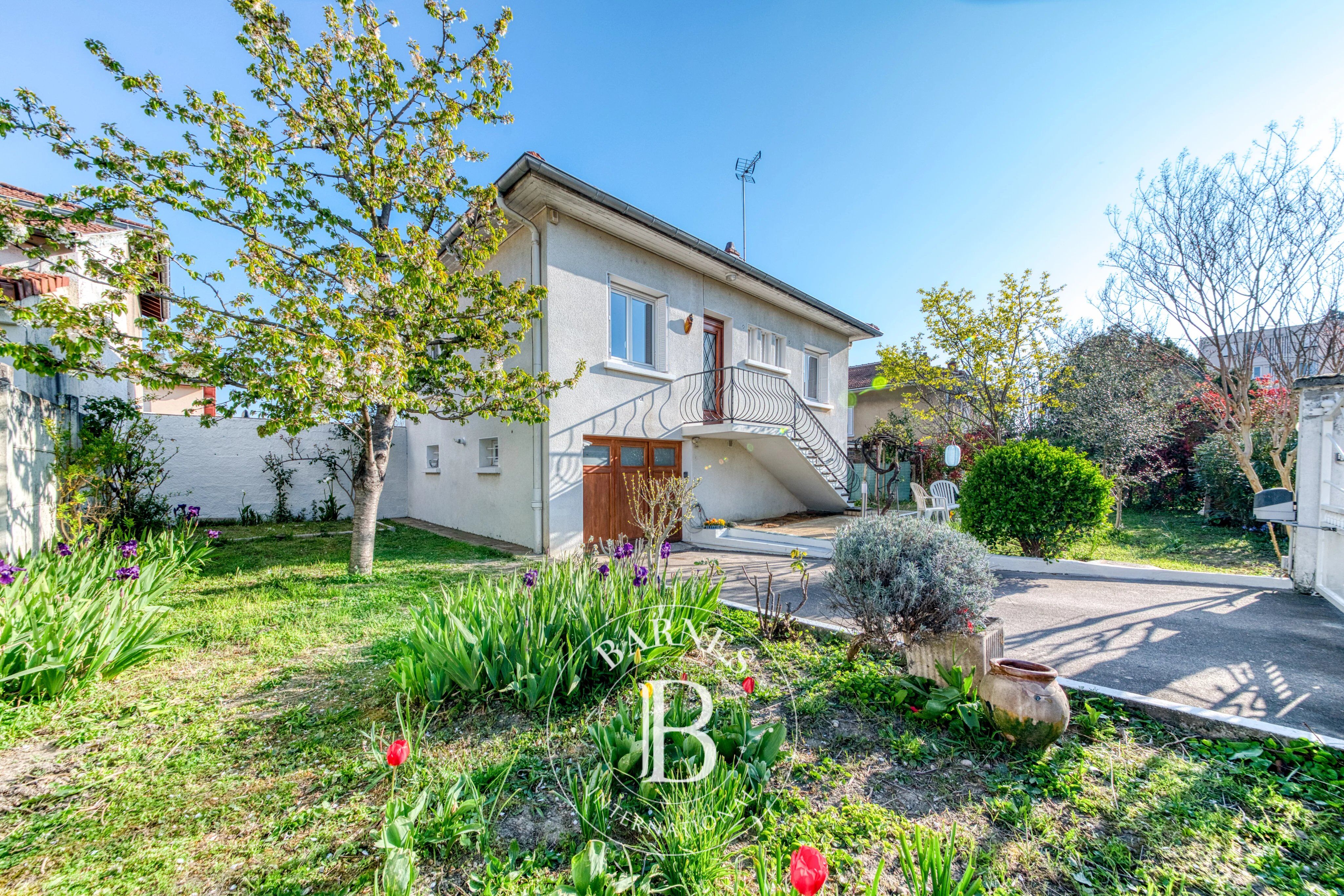 Casa adosada Villeurbanne - picture 1