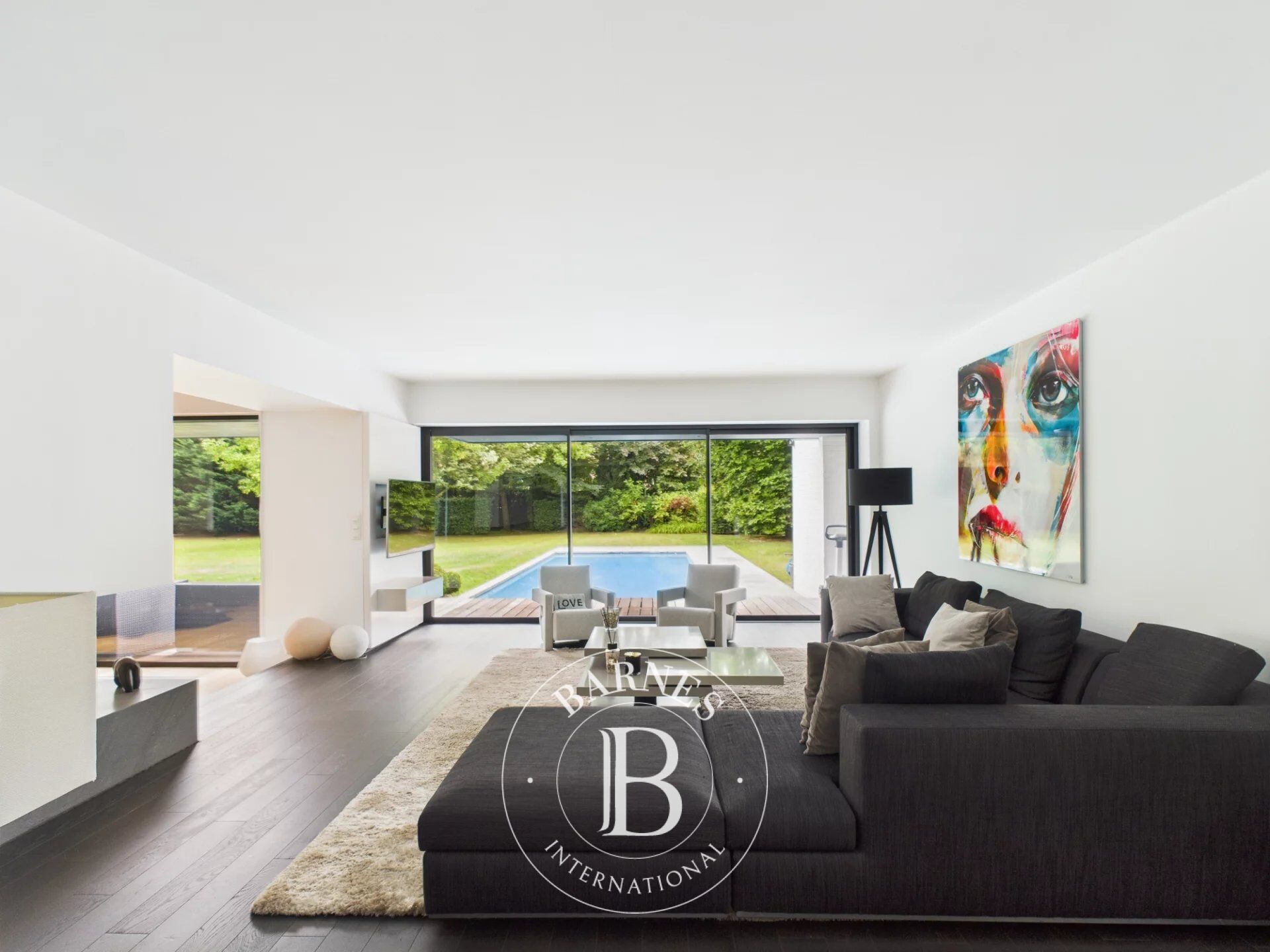 Casa de arquitecto de 380 m² – Entorno privilegiado, jardín paisajístico y piscina - picture 2