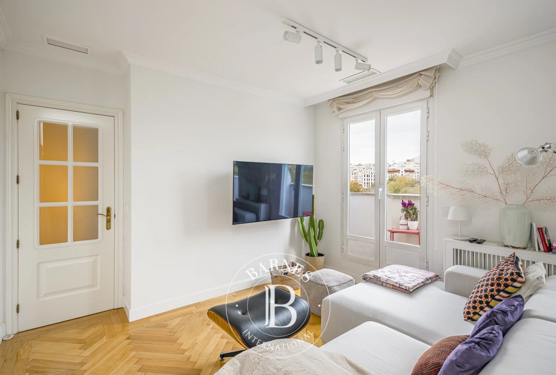 Penthouse Madrid - picture 6