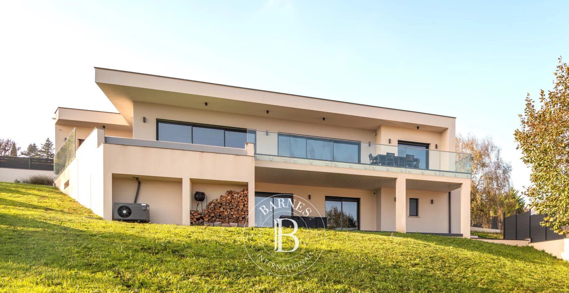 Limas - Villa Contemporaine avec Vue - Piscine intérieure et extérieure - picture 2