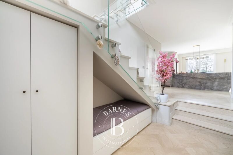 For Sale, House Le Chesnay - picture 3