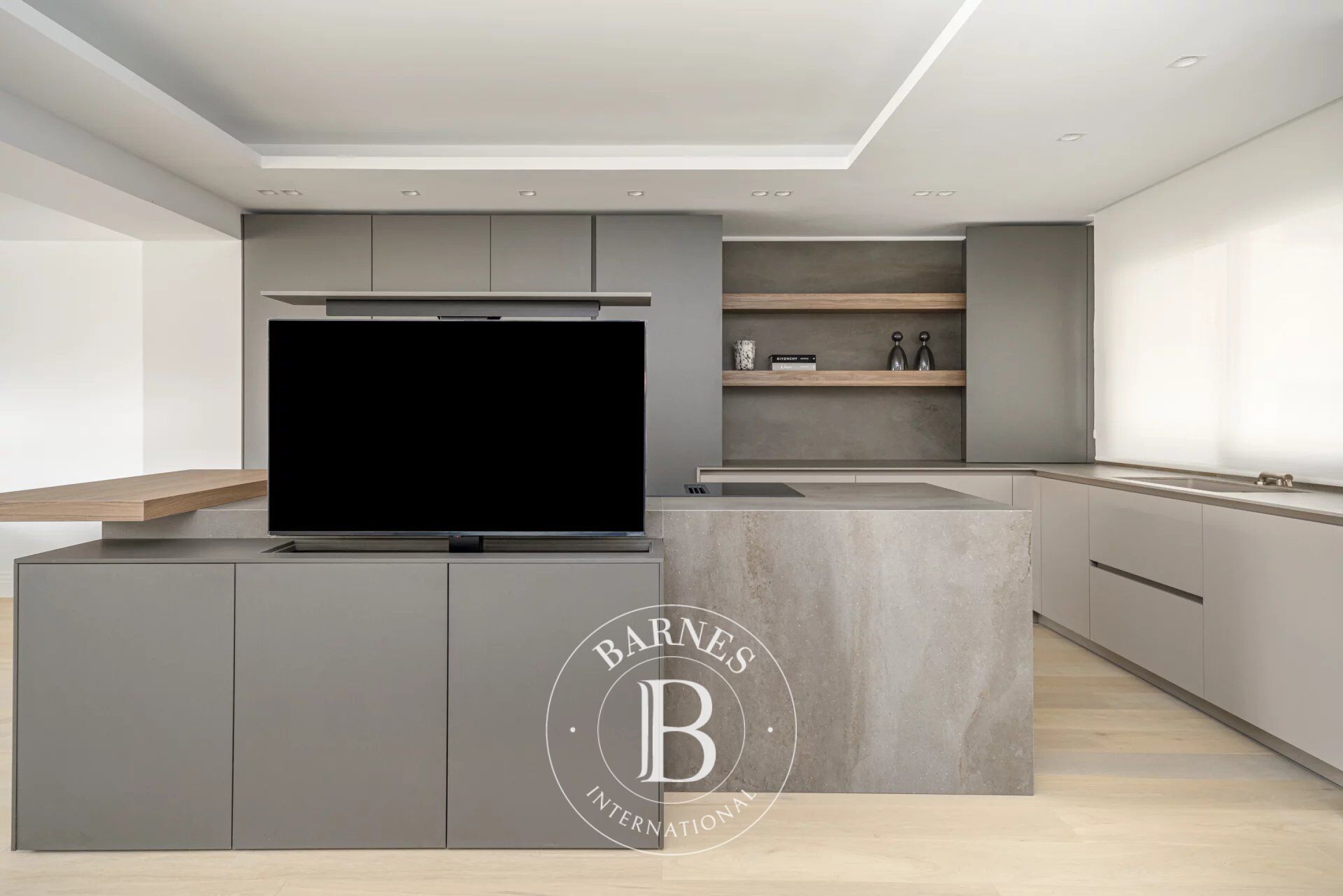 Daire Madrid - picture 16