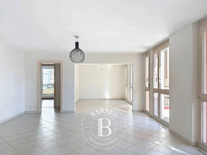 Venta, Piso Coppet - picture 3