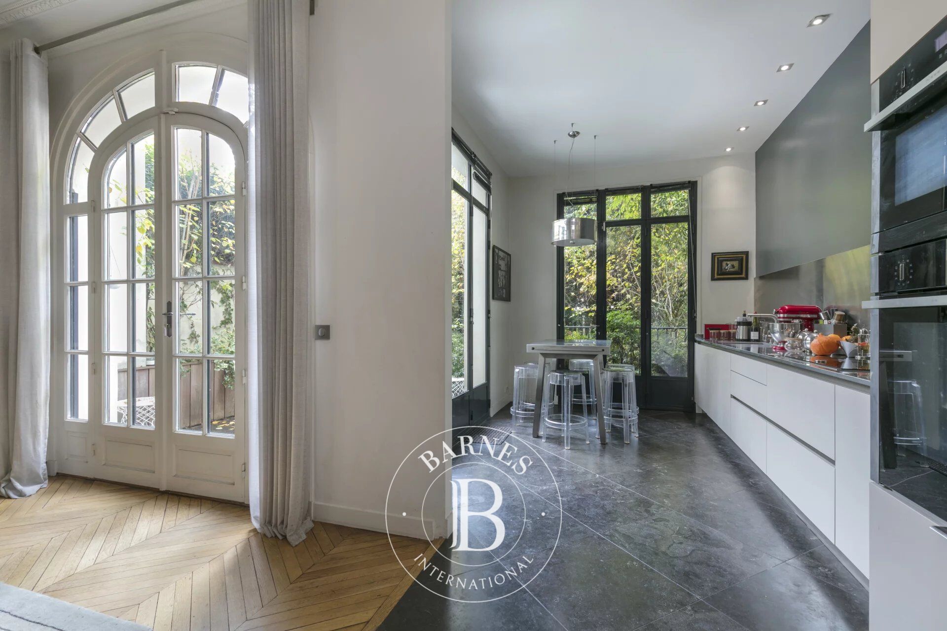 Palacete Paris 17ème - picture 3