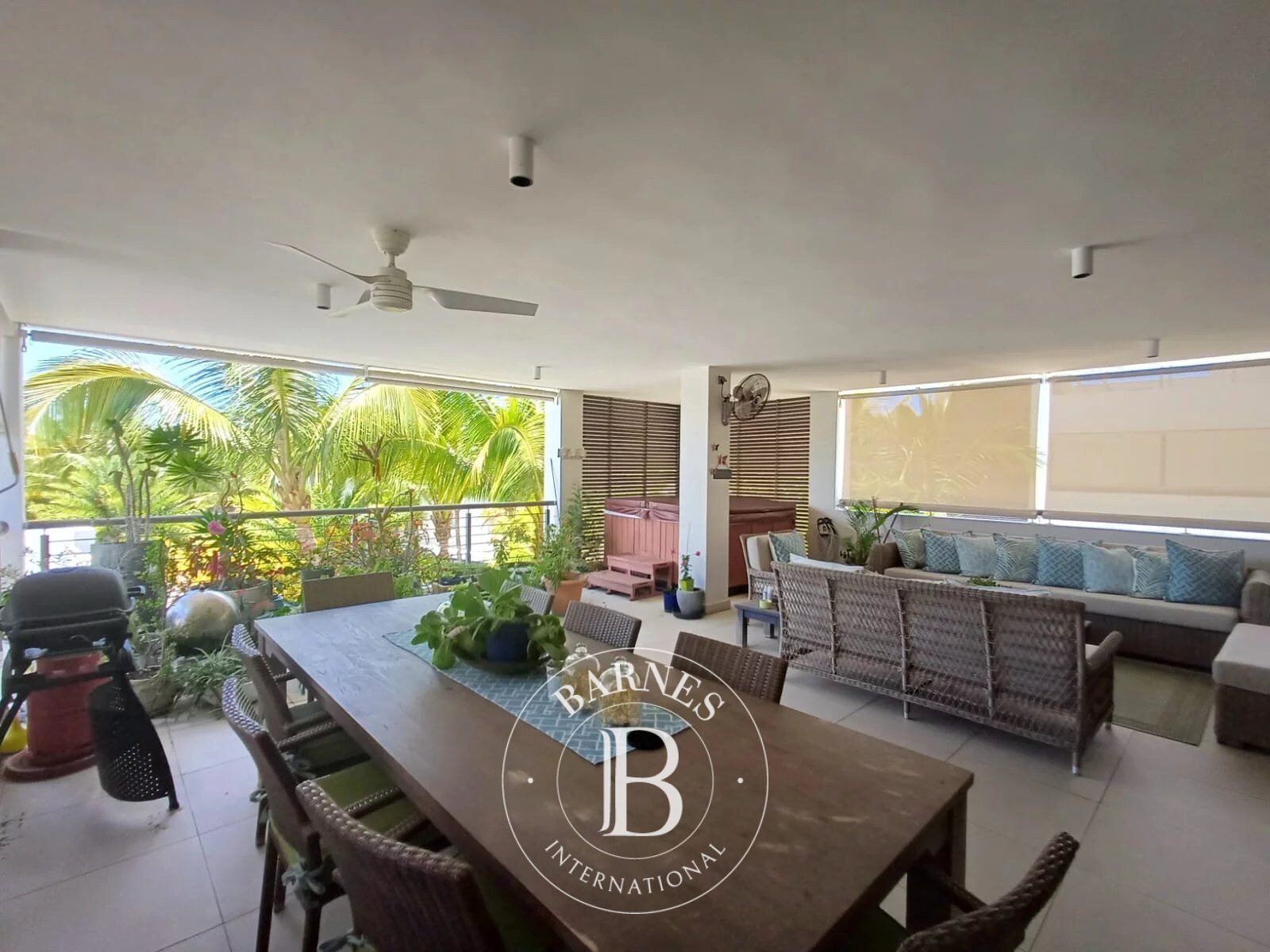 Penthouse Grand Baie - picture 4