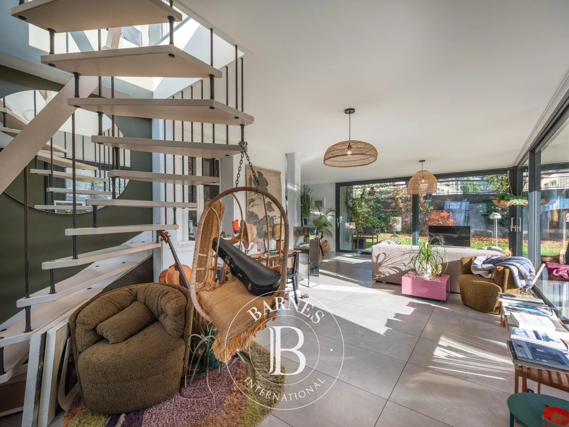 BARNES :  ANNECY TRIANGLE D OR : MAISON DE VILLE PROCHE NOUVELLES GALERIES - picture 1