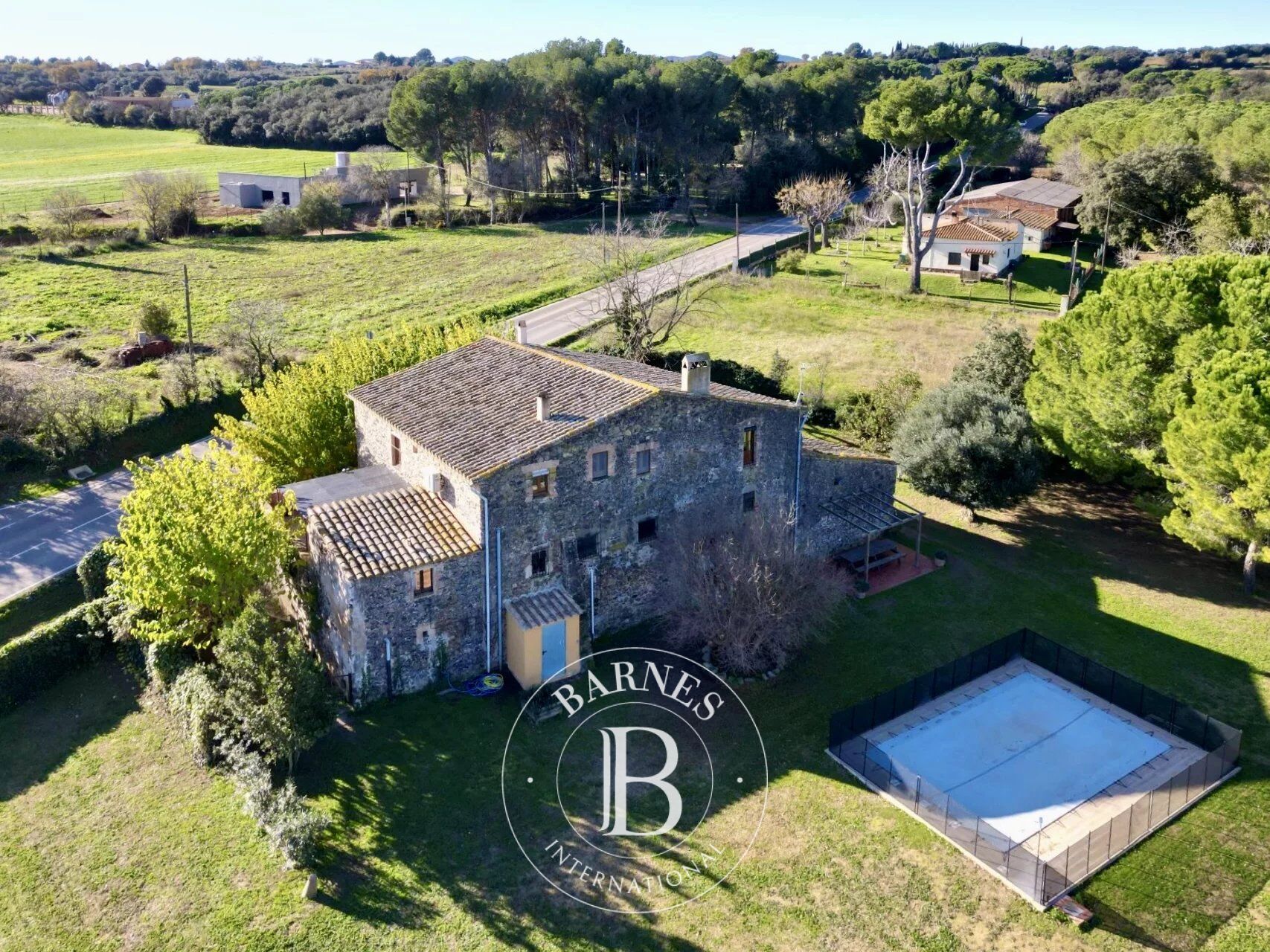 Renoviertes Bauernhaus aus dem 18. Jahrhundert im Herzen des Baix Empordà, Girona - picture 1